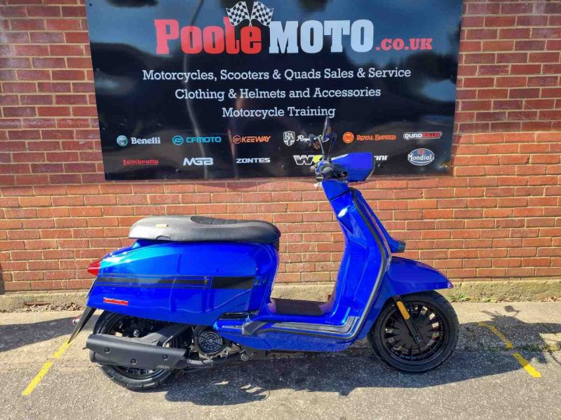 lambretta V125 SPECIAL