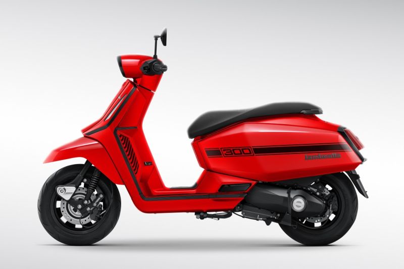 lambretta X300 SR