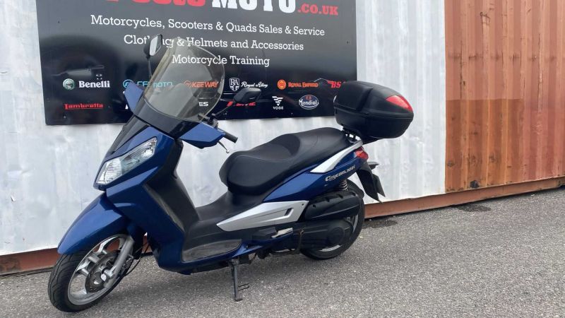 sym CITY COM 300